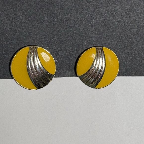 Yellow Enamel and Gold Tone Vintage Earrings, Retro 80s Circle Clip On Statement - Picture 1 of 7
